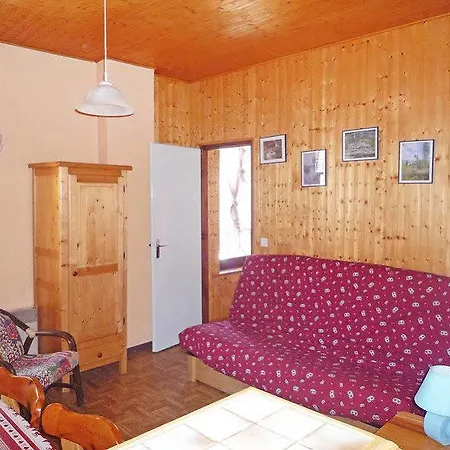 Le Pavillon Apartment