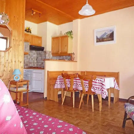 Le Pavillon Apartment